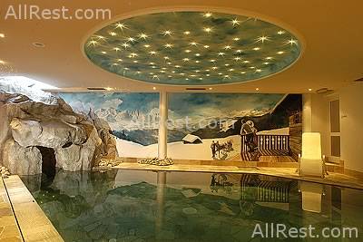 Gianna Hotel 52
